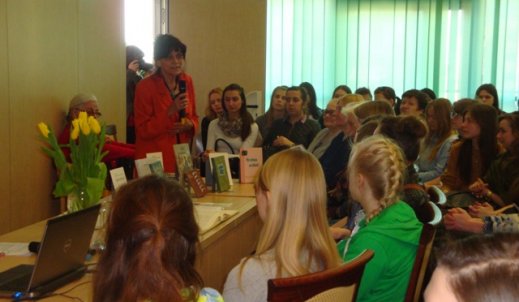 Światowy Dzień Poezji – spotkanie z Elżbietą Kozłowską-Świątkowską