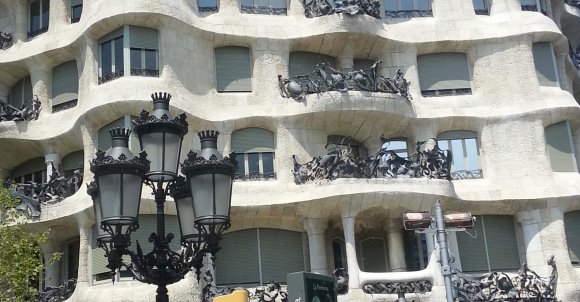 Barcelona - Kamienice Gaudiego