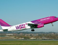 Whizzair.a320200.lzwza.leavesground.arp_.jpg